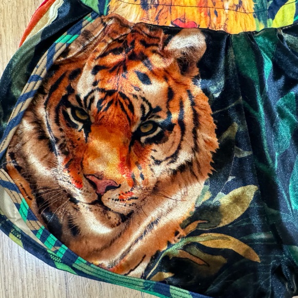 AVIATOR NATION TIGER VELVET SHORTS - Picture 2 of 6